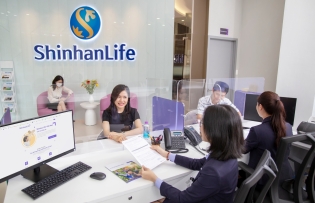 Shinhan Life Vietnam launches cancer insurance product