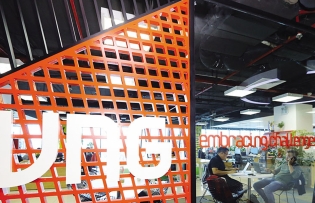 IT firms maintain growth momentum amid pandemic