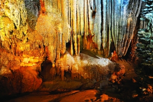 Paradise Cave, a natural wonder