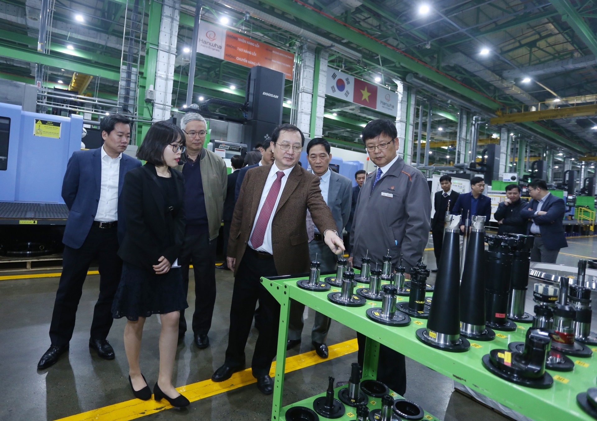 hoa lac hi tech park promotes key products