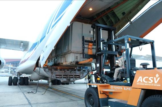 ACSV: An expanding cargo terminal operator