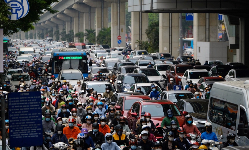 Ha Noi to ban fossil-fuel motorbikes in inner city from July 2026