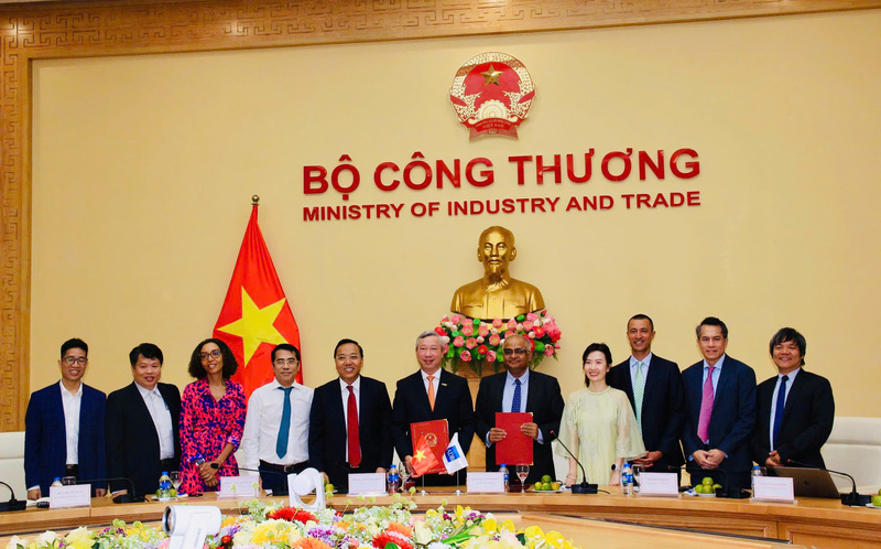 MoIT and ADB partner to advance green energy