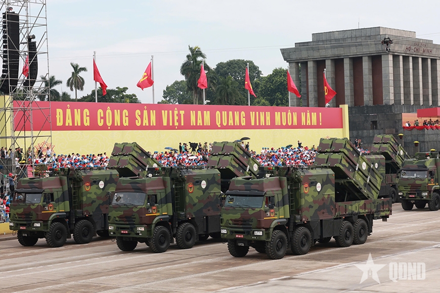 Vietnam shows off locally-developed military equipment at National Day parade