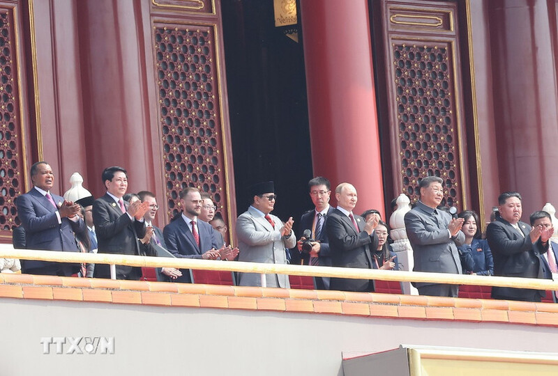 President Luong Cuong meets global leaders at 80th victory over fascism ceremony