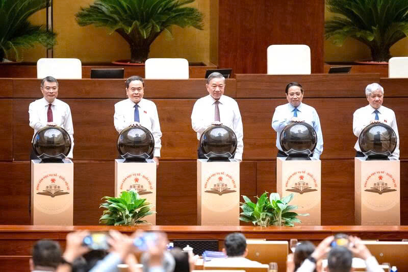General Secretary To Lam: Digital mass literacy must become nationwide movement