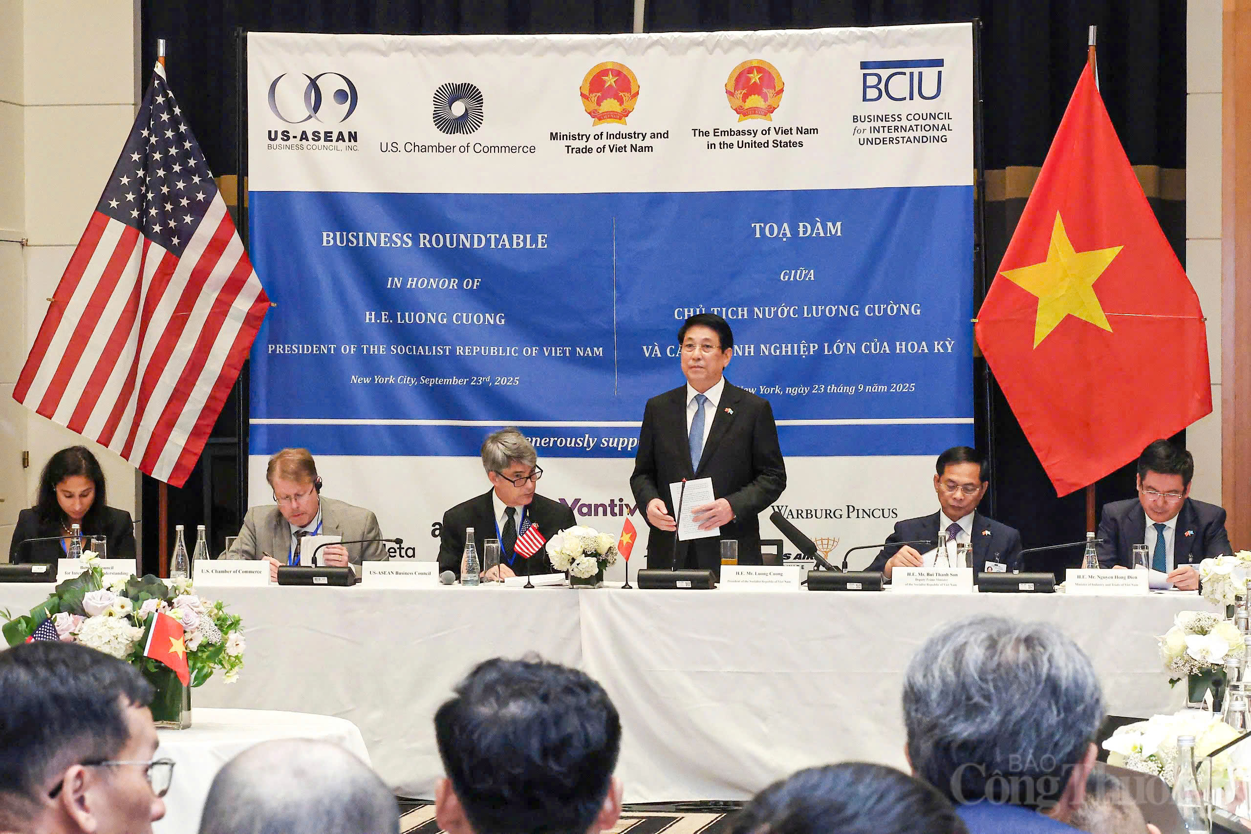 U.S. tech and consumer giants deepen ties with Vietnam