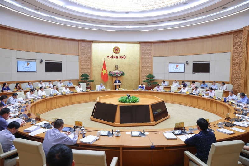 Government meeting: Ensuring stability and driving growth