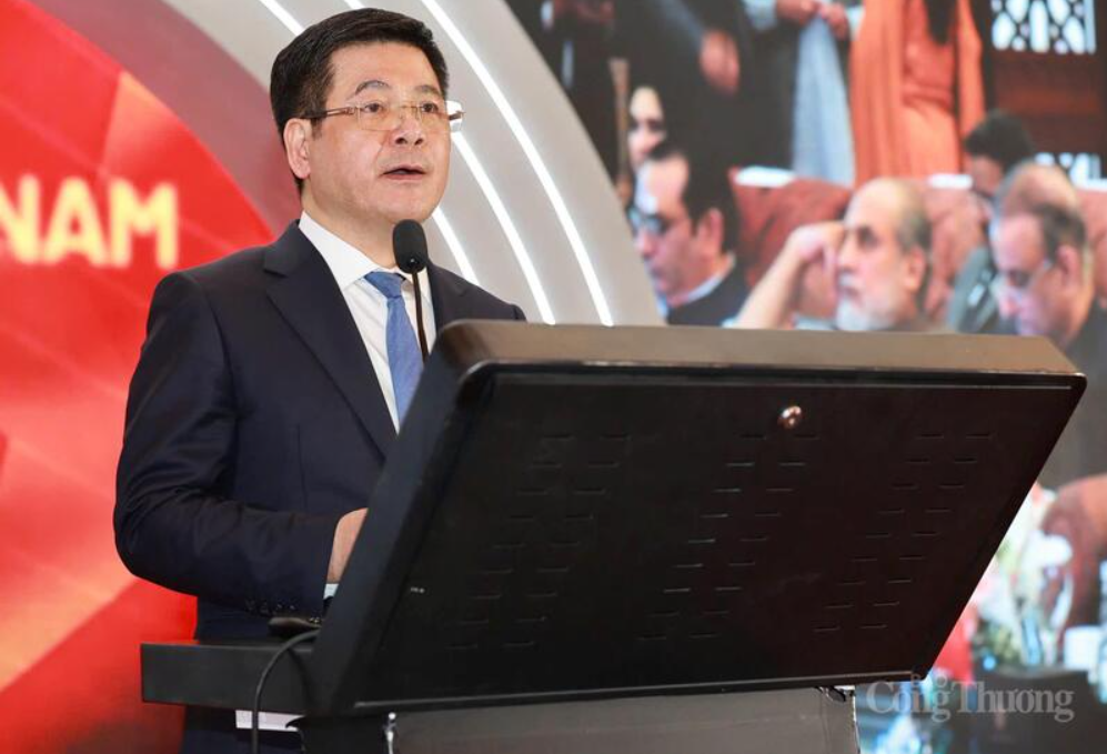 MoIT leader invites Pakistani firms to Vietnam Golden Autumn Fair 2025