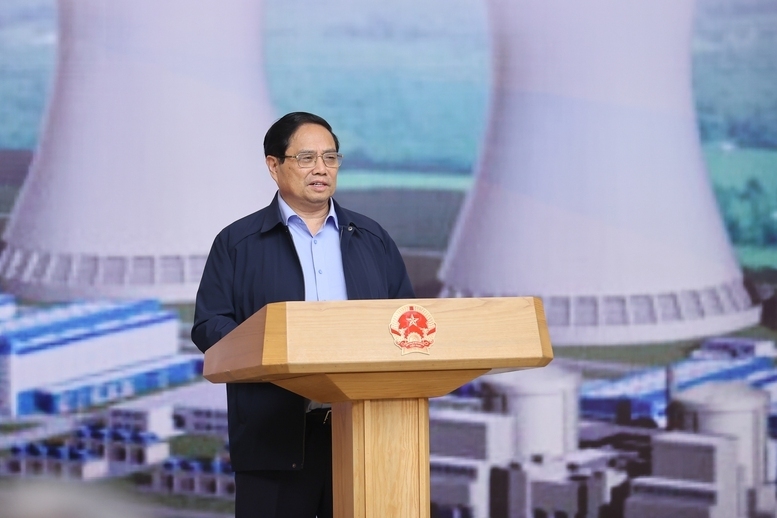 Prime Minister chairs meeting on nuclear power plant development
