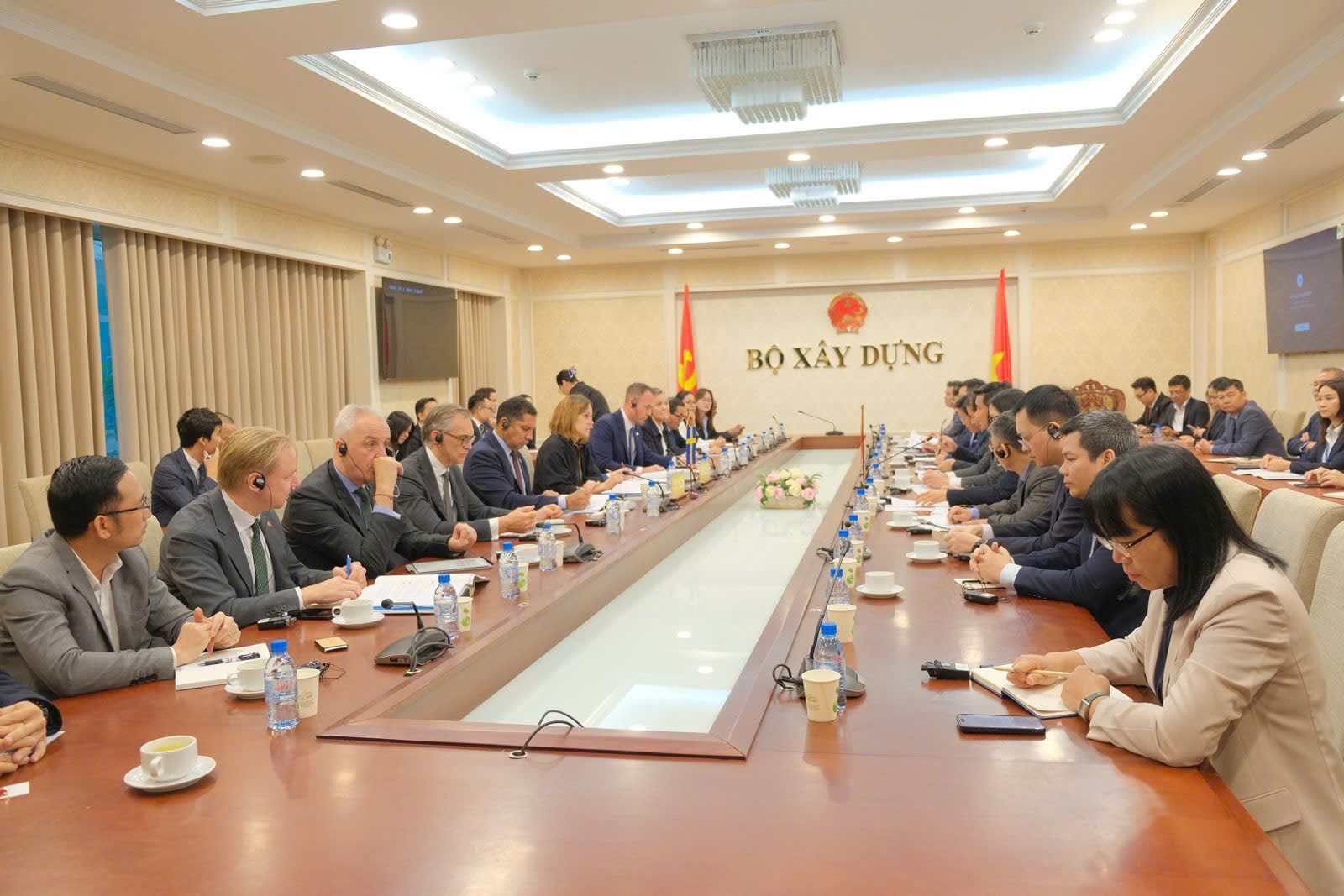 Sweden strengthens innovation and green transition cooperation with Vietnam