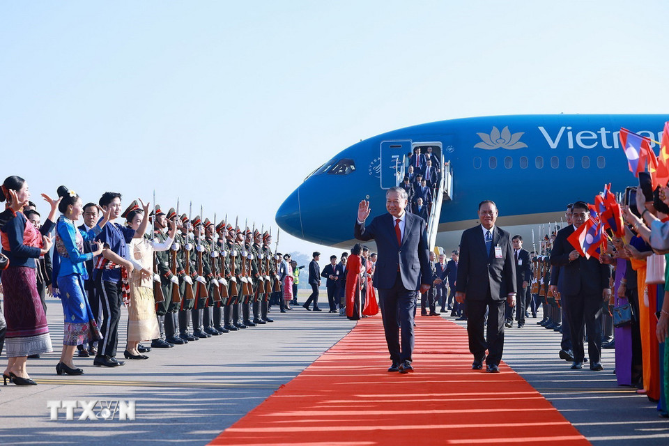 General Secretary To Lam arrives in Vientiane for State visit to Laos