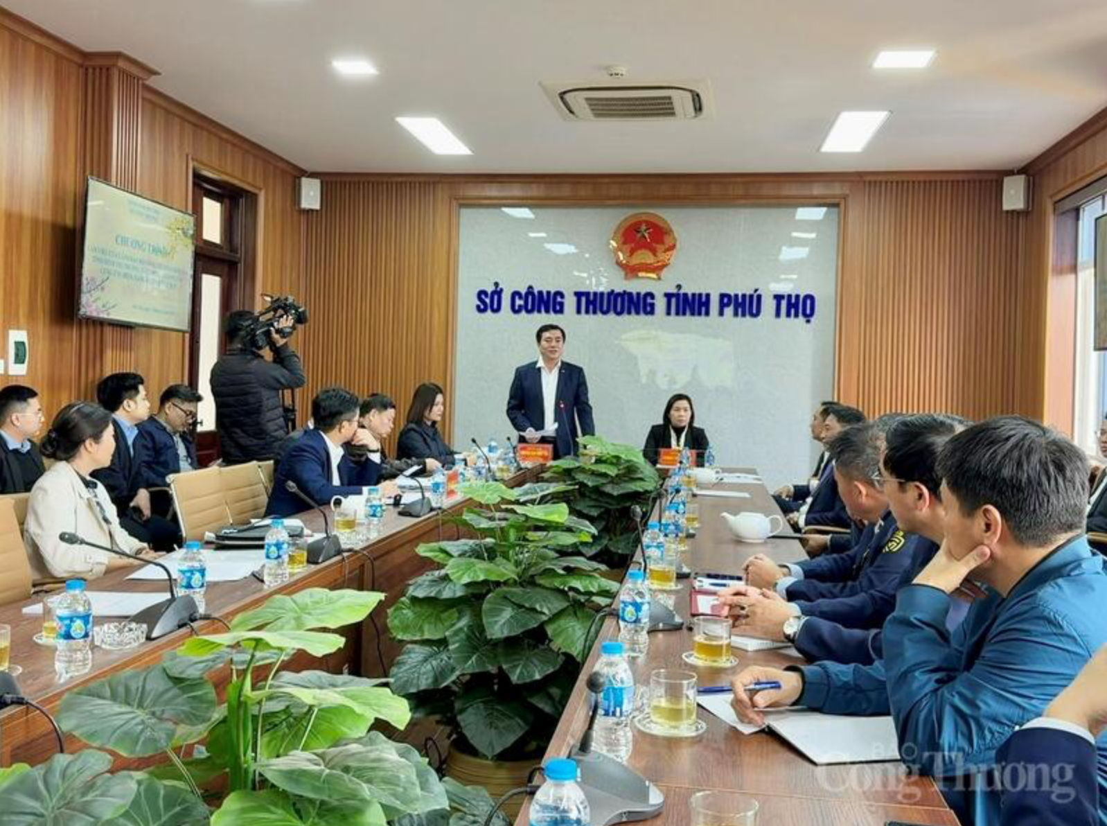 Deputy Minister inspects Lunar New Year supply in Phu Tho