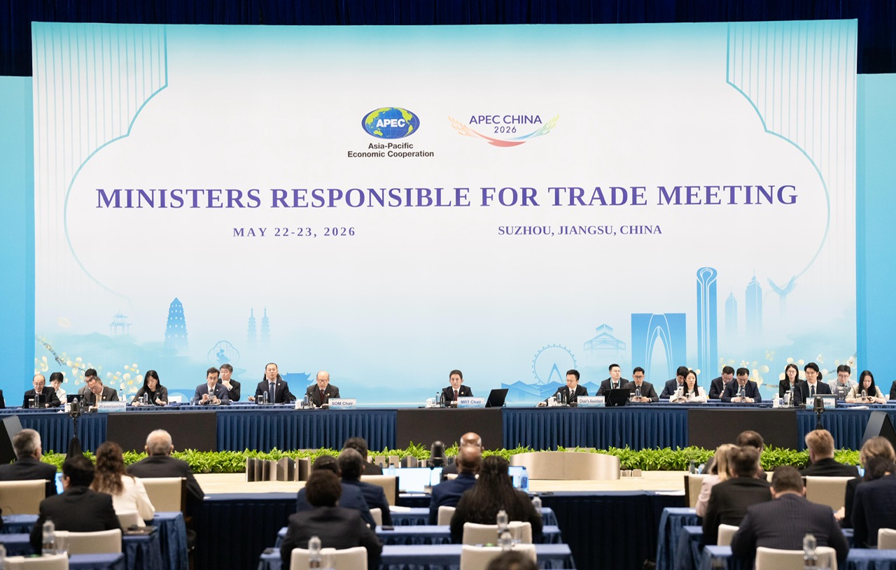 Vietnam seeks new trade solutions as global system faces growing pressures