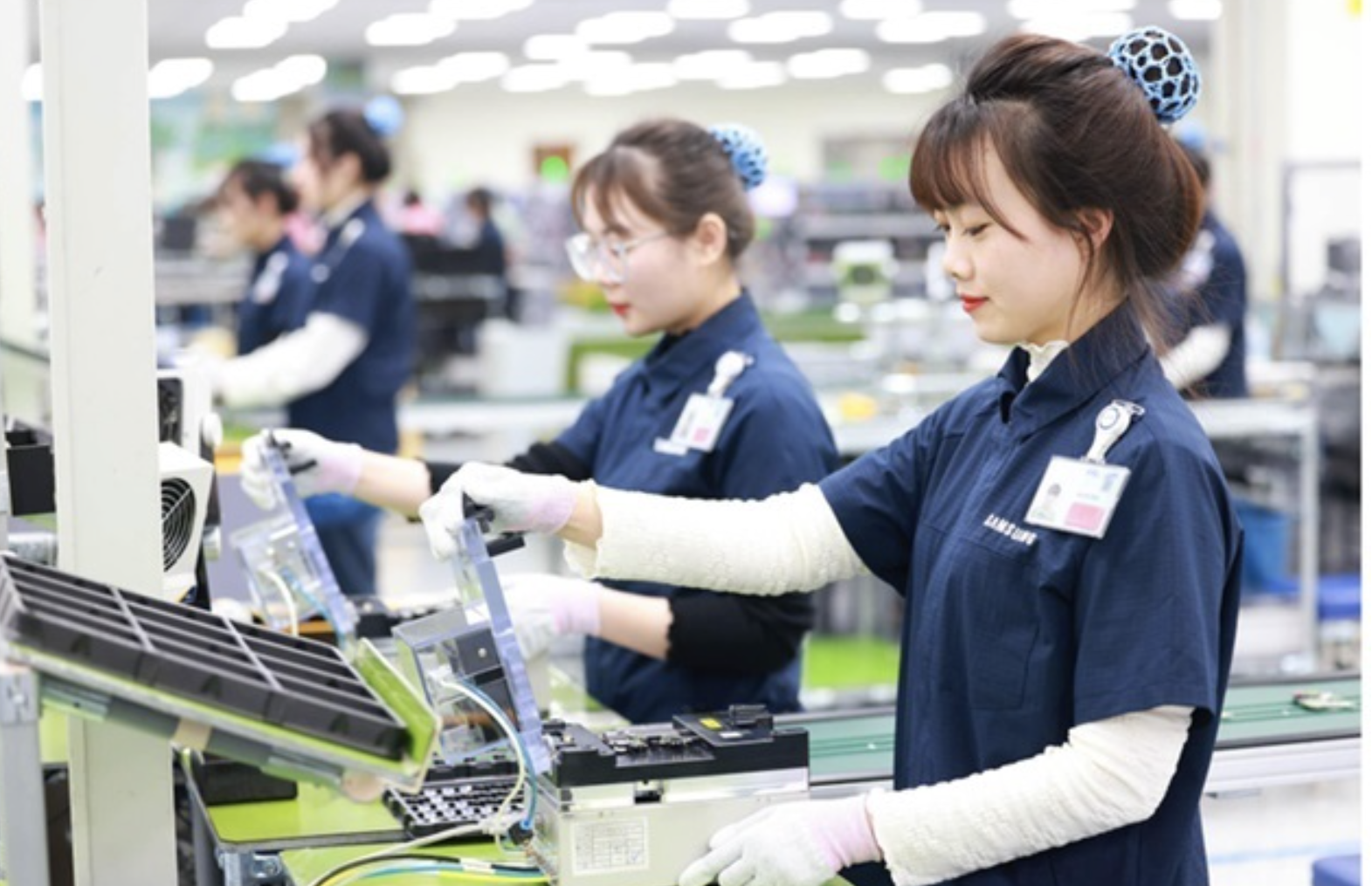 Vietnam manufacturing PMI climbs to 52.8 in May 2026