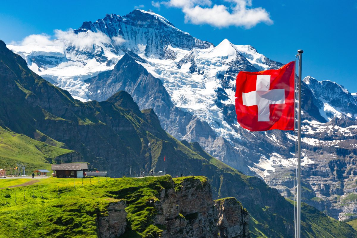 Switzerland approves comprehensive partnership declaration with Vietnam roadmaps