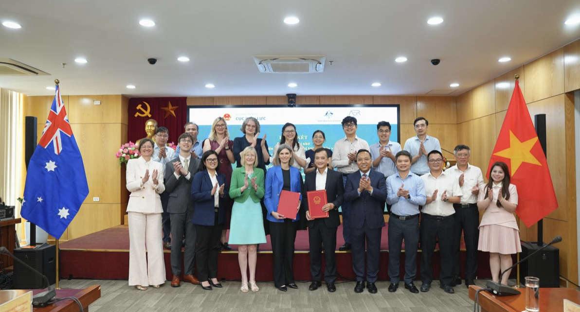 Vietnam - Australia strengthen cooperation in electricity regulation