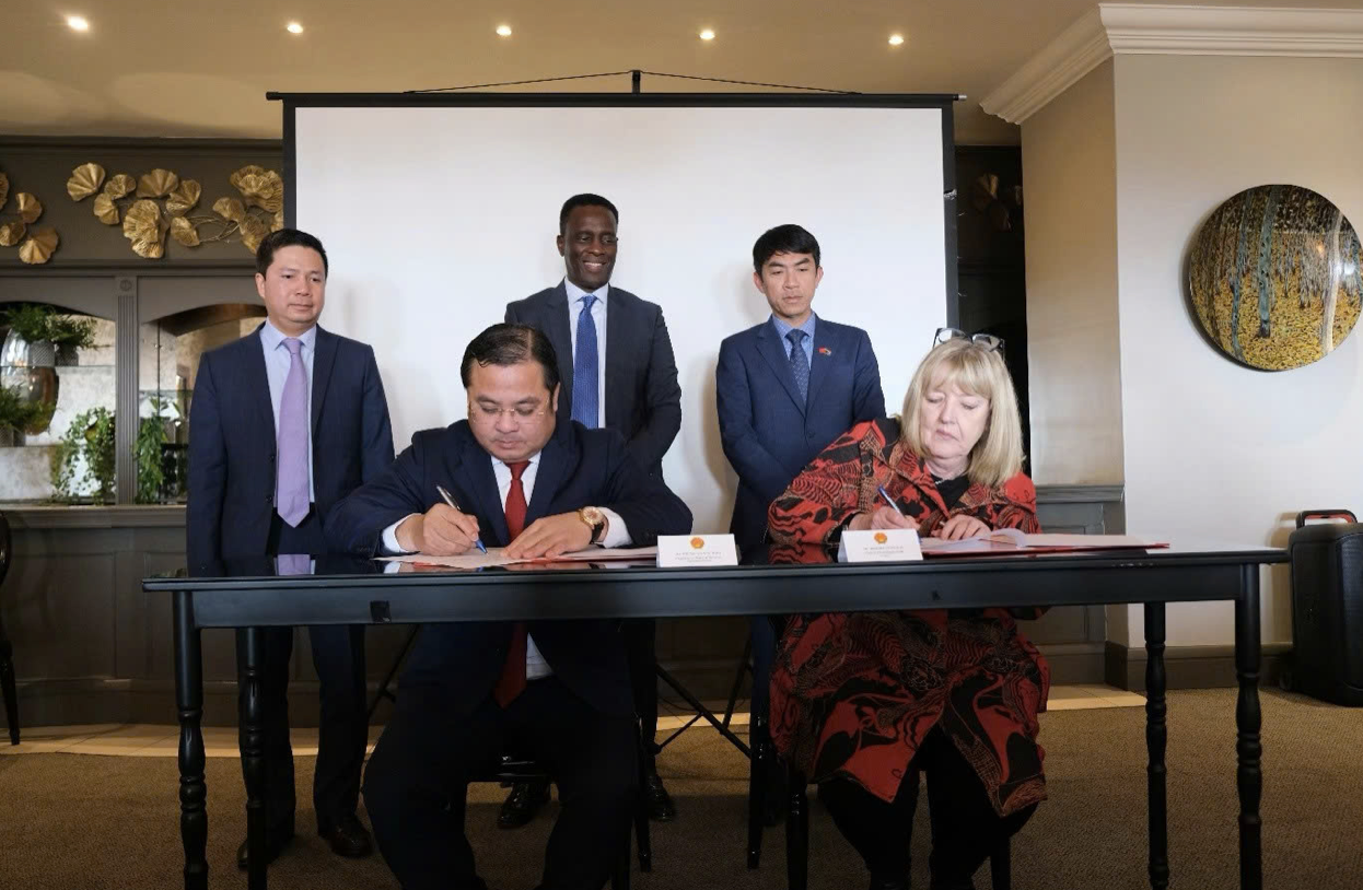 Vietnam, South Africa heighten chemicals and mining business ties