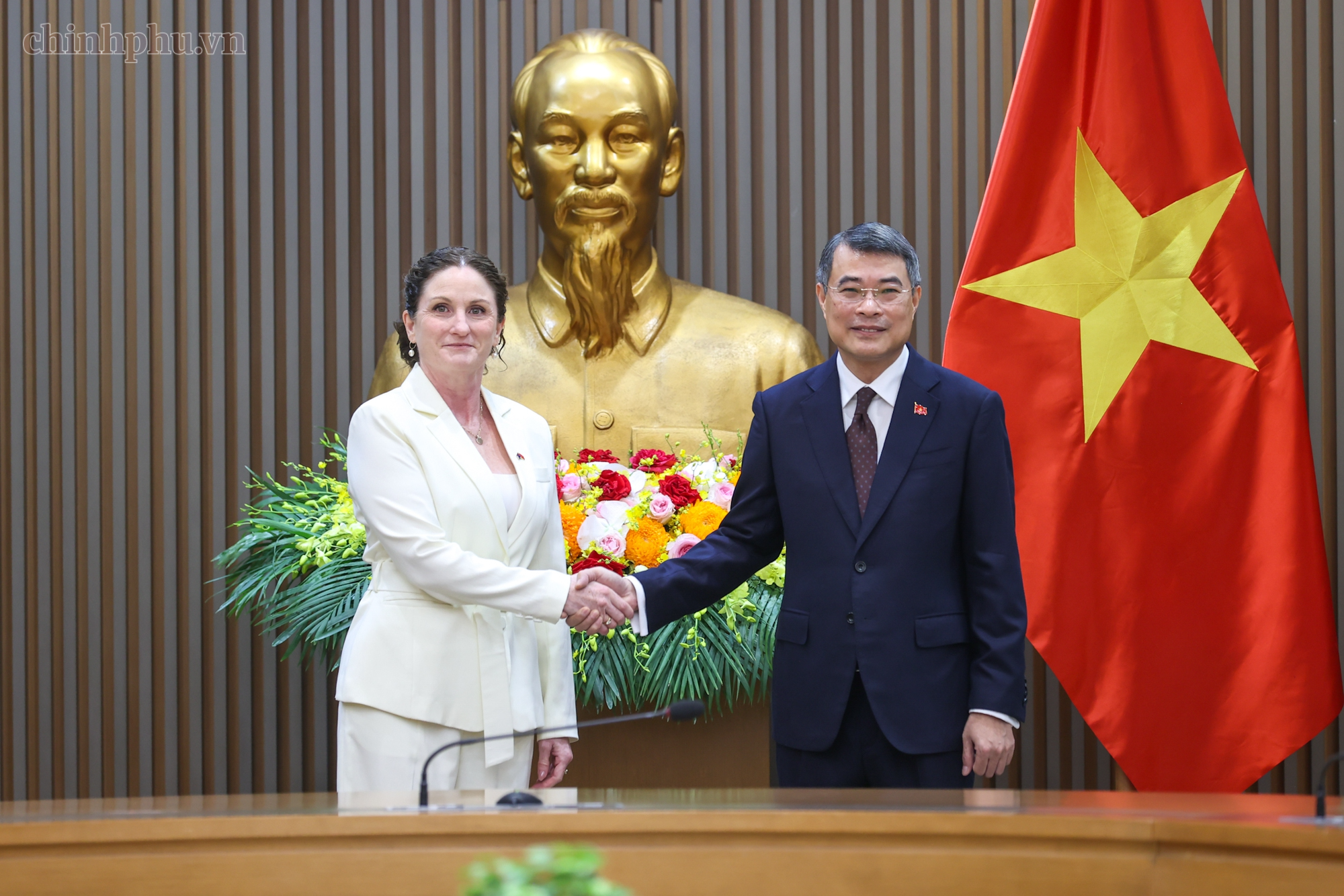 Prime Minister Le Minh Hung receives New Zealand Ambassador: Vietnam an important regional partner