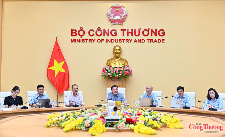 MoIT holds meeting on draft strategy for goods import and export through 2030, with a vision to 2045