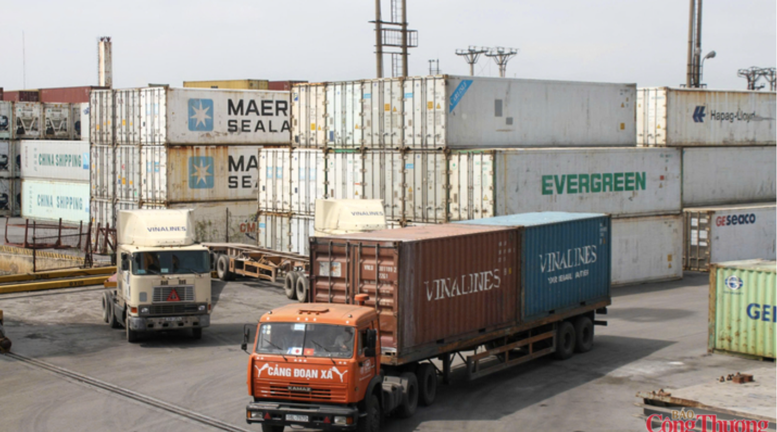 Viet Nam’s total import-export turnover reaches USD 770.14 billion in eight months
