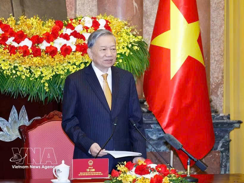 Top leader and spouse to visit Russia, France