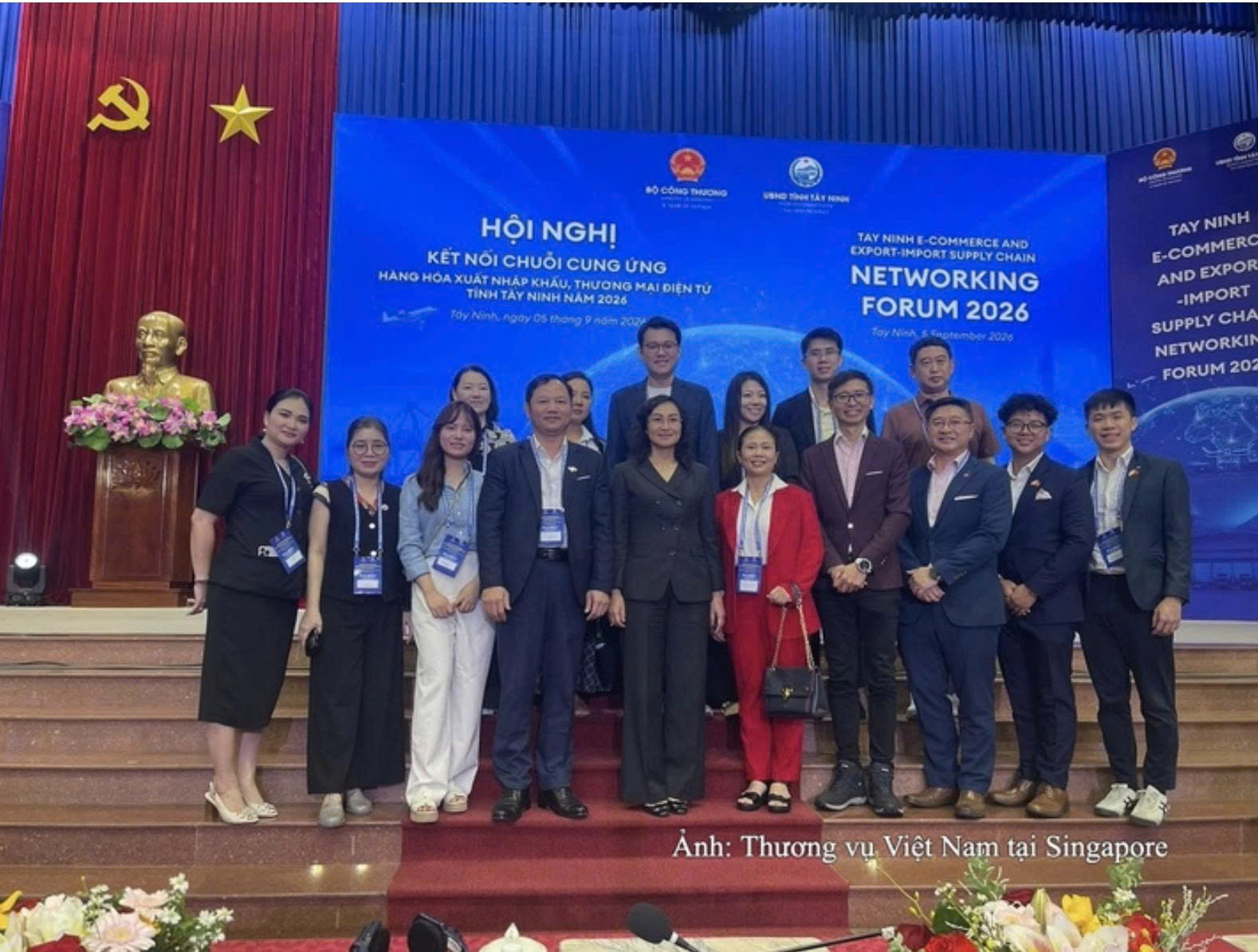 Viet Nam - Singapore trade reaches SGD 37.6 billion in eight months