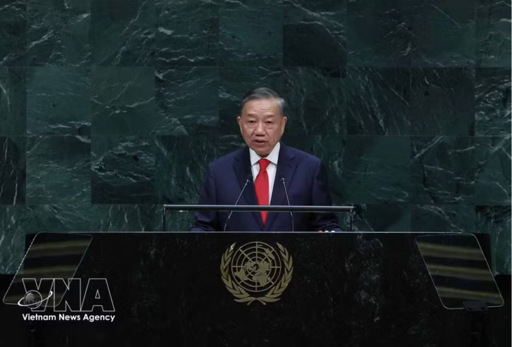 Top Vietnamese leader makes suggestions for managing global change at UNGA 81