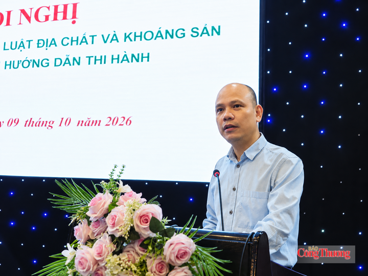 Disseminating the Law on Geology and Minerals and its implementing regulations