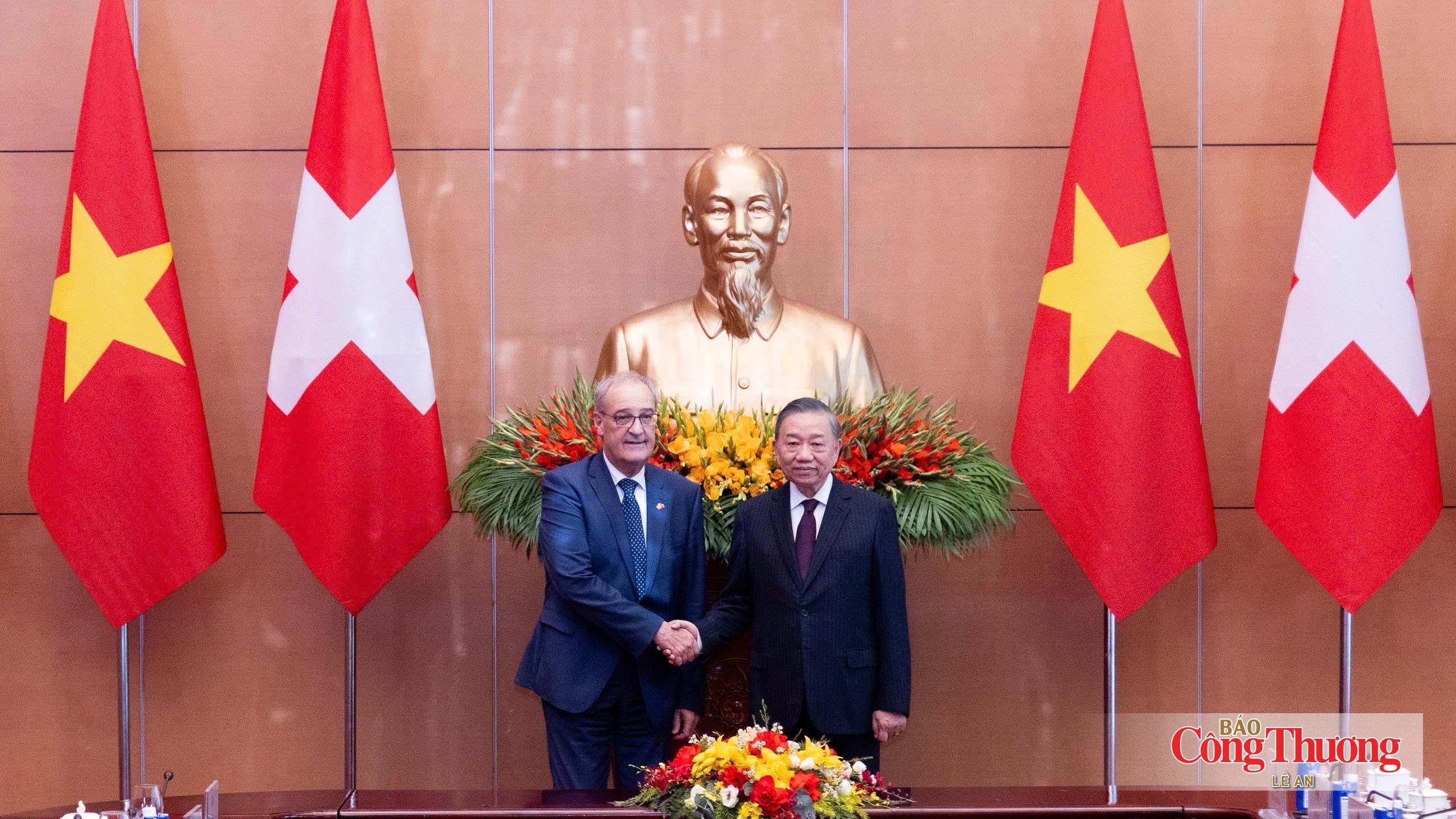 Party General Secretary and State President To Lam holds talks with Swiss President Guy Parmelin