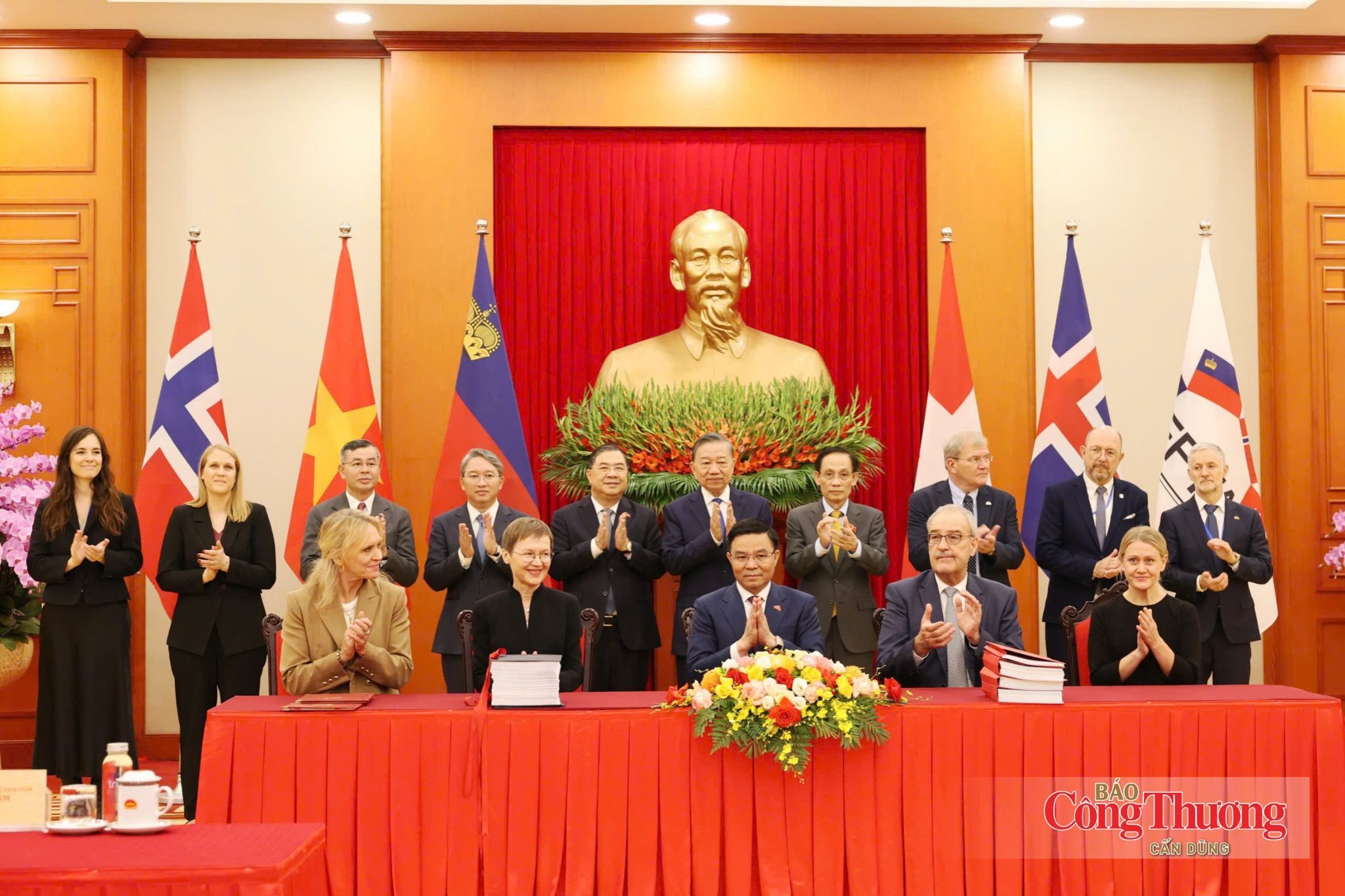 Viet Nam and EFTA officially sign free trade agreement after 14 years of talks