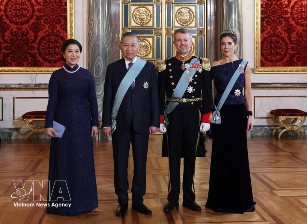 Vietnam-Denmark relations to continue developing strongly, substantively: Top leader