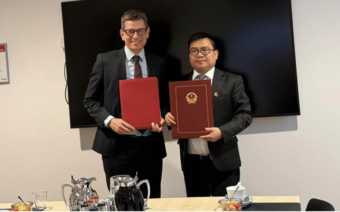Viet Nam and Denmark sign energy cooperation MoU